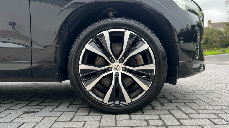 Volvo XC60 2.0 B4D Plus Dark 5dr AWD Geartronic Diesel Estate